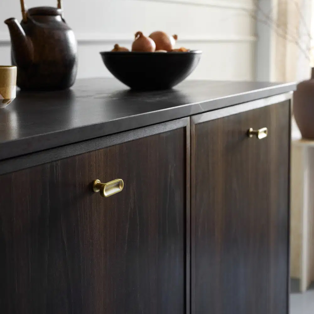 Ручка-кнопка CHATEAU 52х18хh30мм, темное золото мат.