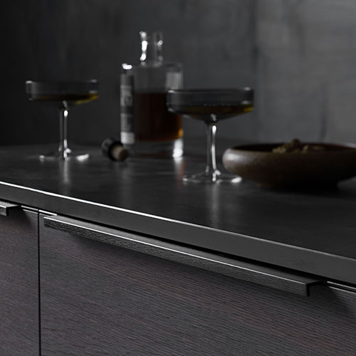 Ручка TRIM, L=895мм, врізна, чорний браш Ручка TRIM, L=895мм, врізна, чорний браш