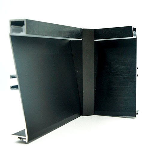 Угол соединительный внутренний 90° к цоколю с LED-подсветкой, черный (алюм.)