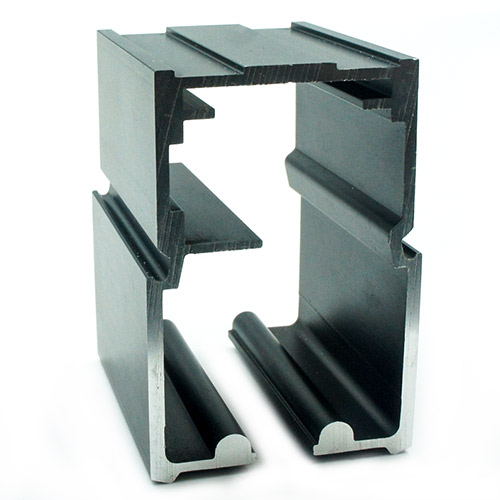 Направляюча верхня одинарна L=4000мм, чорний мат. (алюм.) Направляюча верхня одинарна L=4000мм, чорний мат. (алюм.)