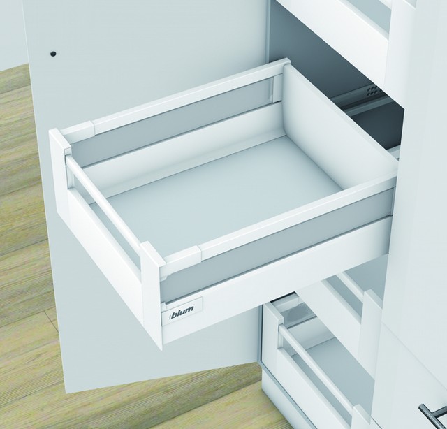 TANDEMBOX antaro, 450 мм, 30 кг, C, з релінгом, BLUMOTION, SW-M (білий шовк) TANDEMBOX antaro, 450 мм, 30 кг, C, з релінгом, BLUMOTION, SW-M (білий шовк)