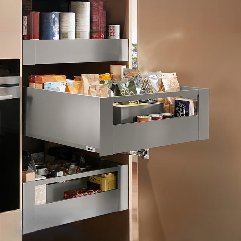 SPACE TOWER, MERIVOBOX,  NL=500мм, 70кг, E, з BOXCAP та релінгом, IG-M (індіум сірий) SPACE TOWER, MERIVOBOX,  NL=500мм, 70кг, E, з BOXCAP та релінгом, IG-M (індіум сірий)