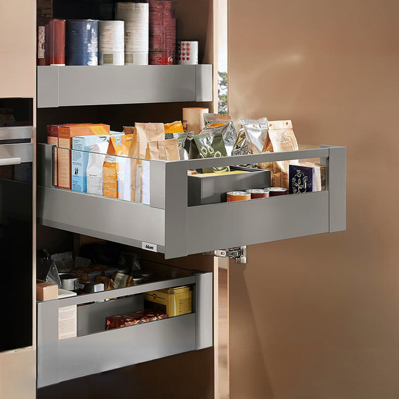 SPACE TOWER, MERIVOBOX,  NL=500мм, 70кг, E, з BOXCOVER та релінгом, IG-M (індіум сірий) SPACE TOWER, MERIVOBOX,  NL=500мм, 70кг, E, з BOXCOVER та релінгом, IG-M (індіум сірий)