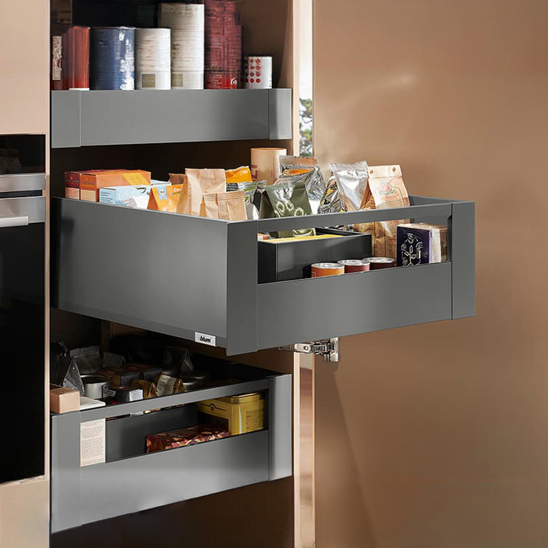 SPACE TOWER, MERIVOBOX,  NL=550мм, 40кг, E, з BOXCAP та релінгом, OG-M (оріон сірий) SPACE TOWER, MERIVOBOX,  NL=550мм, 40кг, E, з BOXCAP та релінгом, OG-M (оріон сірий)