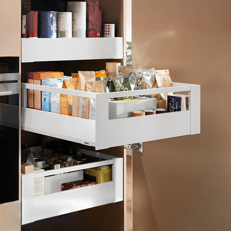 SPACE TOWER, MERIVOBOX,  NL=600мм, 70кг, E, з релінгами, SW-M (білий шовк) SPACE TOWER, MERIVOBOX,  NL=600мм, 70кг, E, з релінгами, SW-M (білий шовк)